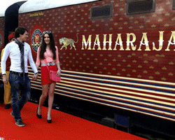 Luxury Train - Maharaja Express - Indian Splendor Luxury Train - Maharaja Express - Indian Splendor