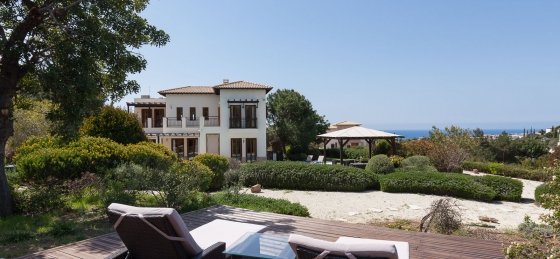 Superio Villa Rapheal 03e.jpg