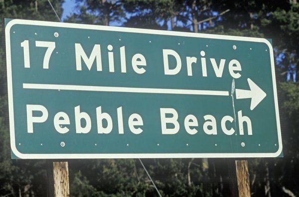 17_mile_drive_sign (Medium).jpg