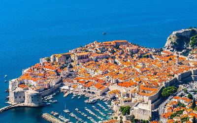 Croatia-Coast-Calm-Blue-Escape_pk35337_1.jpg