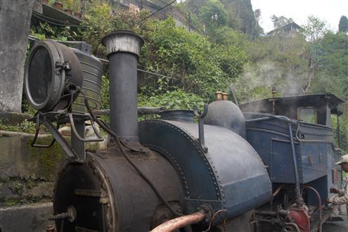 Scenic Mountain Railway Journeys DarjeelingToyTrain (Custom).jpg