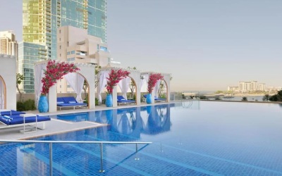 Dubai Seaview Luxury Escape