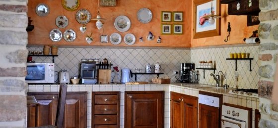 Rosegarden Villa KITCHEN 2.jpg