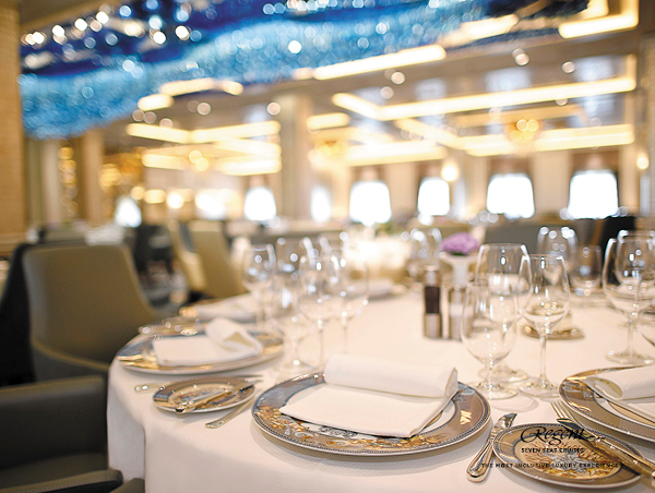 Regent Seven Seas SS Explorer2.jpg