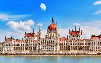The Grand Danube Voyage: Budapest to Vienna