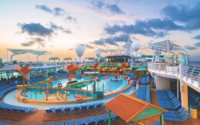 The Magic Crossing: Disneyland to Tokyo Disney via the Pacific