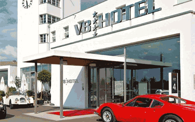 V8_pk33729_1.gif