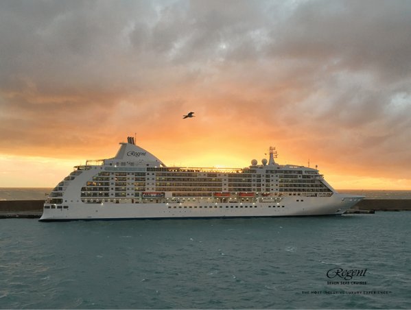 Regent Seven Seas Voyager.jpg