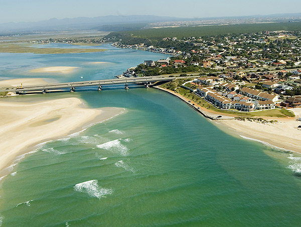 South Africa Garden Route africa-port-elizabeth (1).jpg