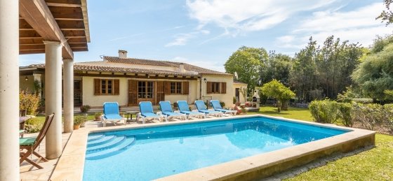 Villa Alegre alegre_-_swimming_pool_2_2400x16002019.jpg
