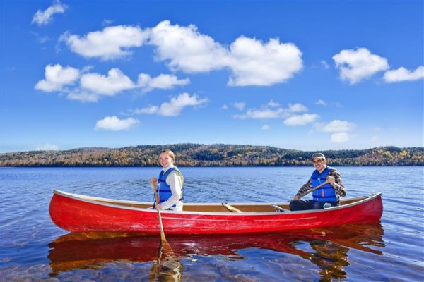 canoeing-ontario.jpg