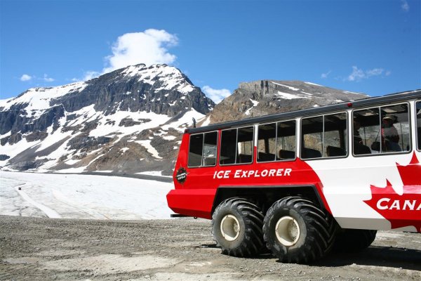 Canadian Contrasts columbia_icefields_athabasca_web.jpg