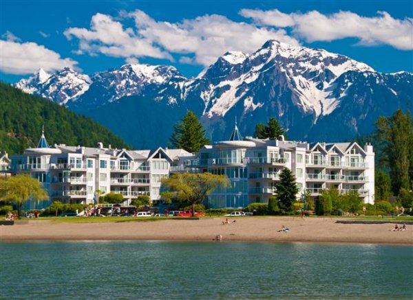 harrisonhotsprings (Small).jpg