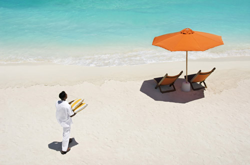 Maldives maldives-beach-waiter.jpg