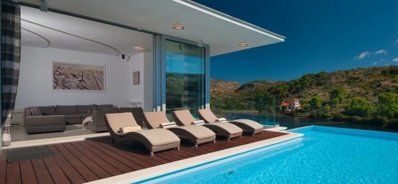 Villa Nautica orvas_villa_in_milna_3.jpg