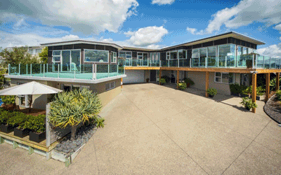 New Zealand Self-Drive Explorer for Christmas 2024