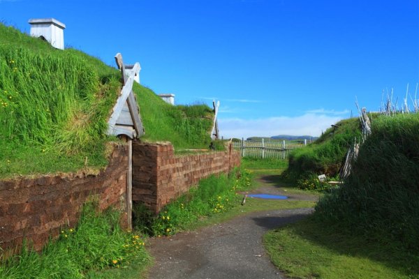 Circle Newfoundland and Labrador viking_houses_web.jpg