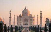 Roar-of-India-Taj-Mahal-Tiger-Trails_pk35206_1.jpg